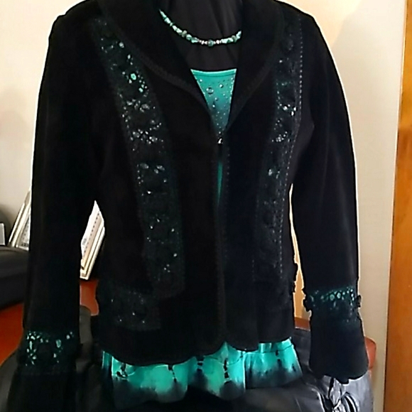 Mertillo Jacket/Top - Picture 1 of 8